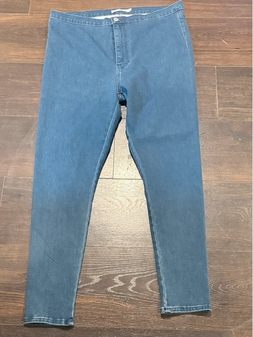 Levi’s Runaround Super Skinny Jeans XL 34x26 1496